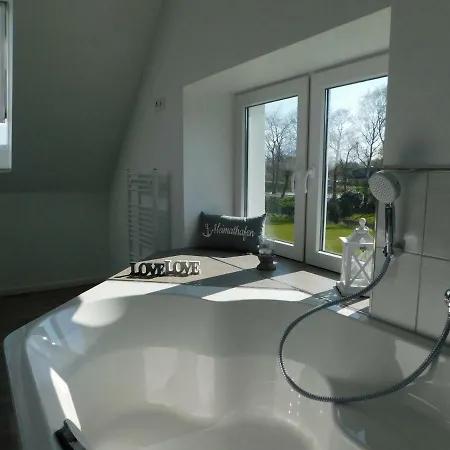 Hafenkieker Апартаменты Гретзиль